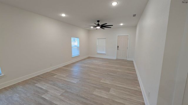 800 SHEPPARD ROAD, Burkburnett, TX 76354