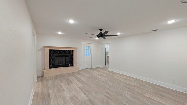 800 SHEPPARD ROAD, Burkburnett, TX 76354