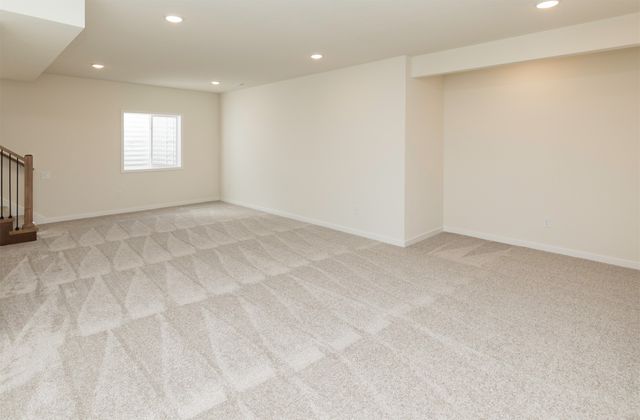 7011 Lincoln Circle, Johnston, IA 50131