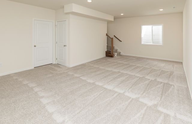 7011 Lincoln Circle, Johnston, IA 50131
