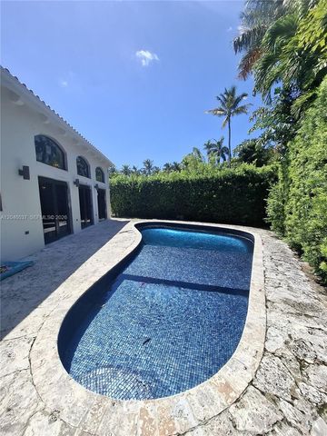 6350 Pinetree Dr, Miami Beach, FL 33141