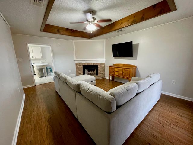 406 Louis Dr, Houma, LA 70364