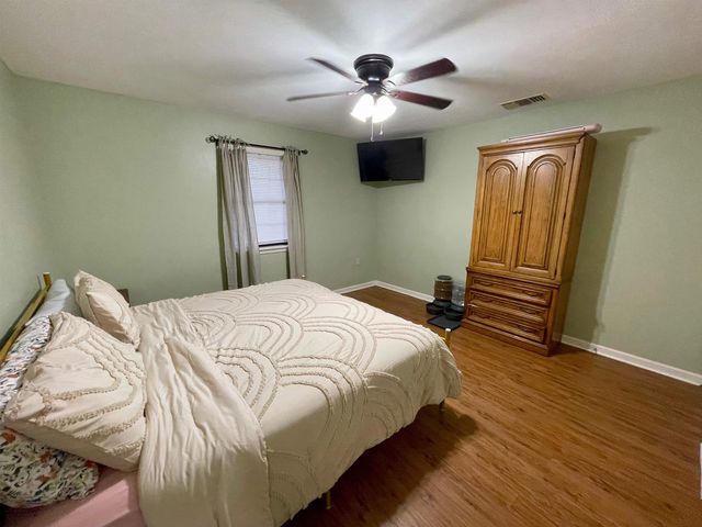 406 Louis Dr, Houma, LA 70364