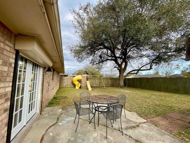 406 Louis Dr, Houma, LA 70364