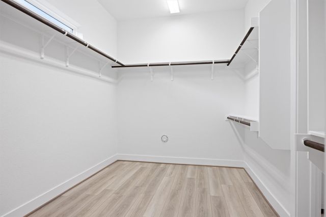 213 Great Lawn BND, Liberty Hill, TX 78642