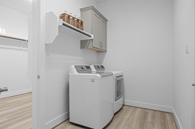 213 Great Lawn BND, Liberty Hill, TX 78642