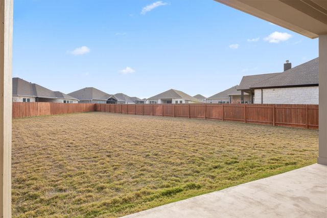 213 Great Lawn BND, Liberty Hill, TX 78642