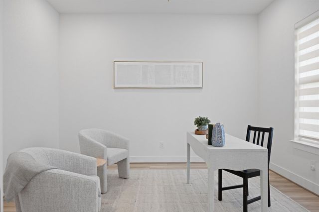 213 Great Lawn BND, Liberty Hill, TX 78642