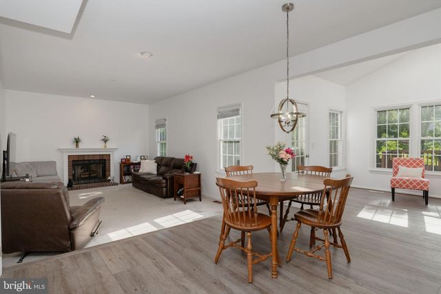 2052 JENNINGS ST, Woodbridge, VA 22191