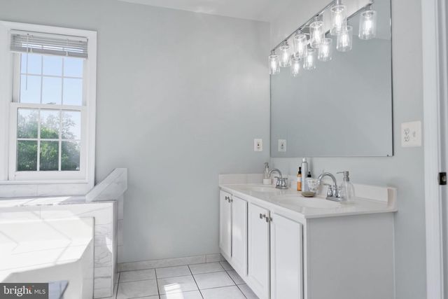 2052 JENNINGS ST, Woodbridge, VA 22191