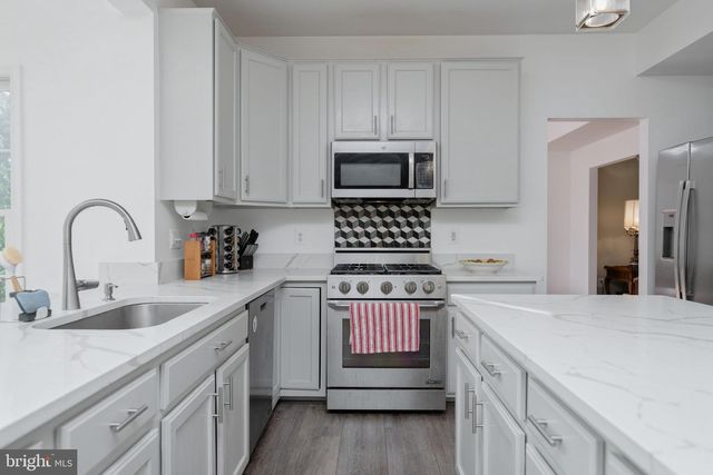 2052 JENNINGS ST, Woodbridge, VA 22191