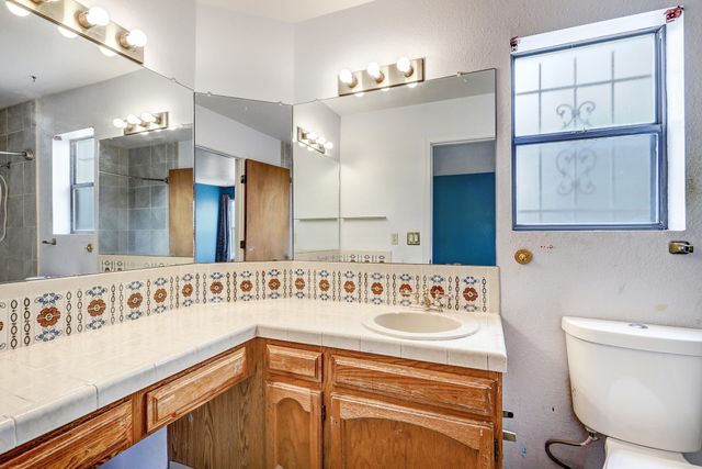 5319 Saratoga Drive NW, Albuquerque, NM 87120