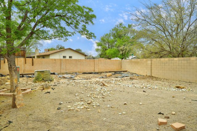 5319 Saratoga Drive NW, Albuquerque, NM 87120