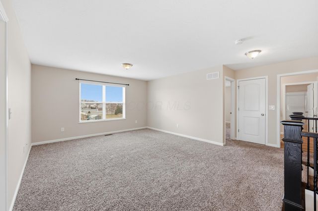 720 Weaver Ridge Drive, Marysville, OH 43040