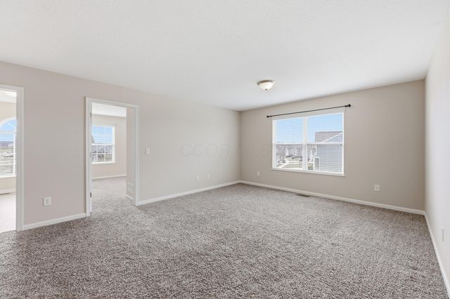 720 Weaver Ridge Drive, Marysville, OH 43040