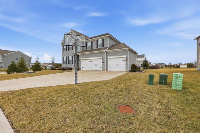 720 Weaver Ridge Drive, Marysville, OH 43040