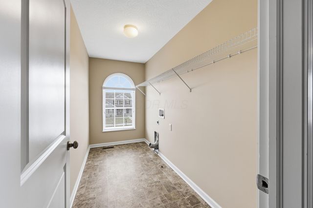 720 Weaver Ridge Drive, Marysville, OH 43040