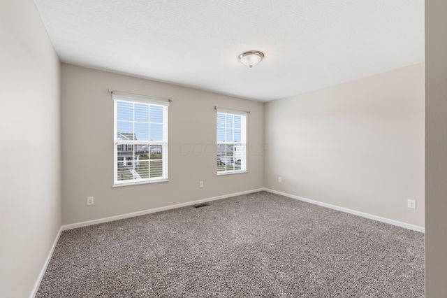 720 Weaver Ridge Drive, Marysville, OH 43040