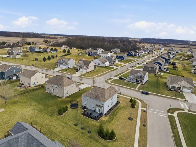 720 Weaver Ridge Drive, Marysville, OH 43040