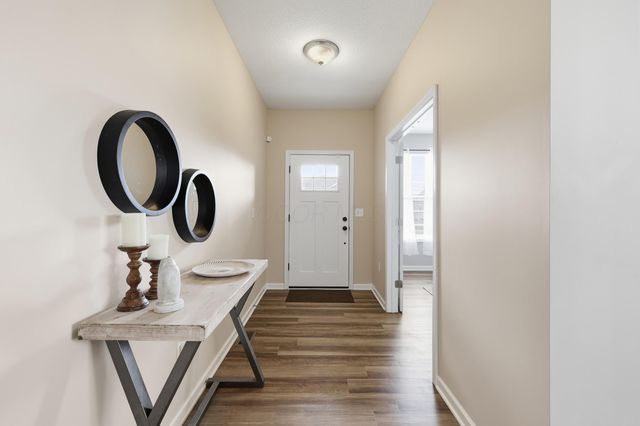 720 Weaver Ridge Drive, Marysville, OH 43040