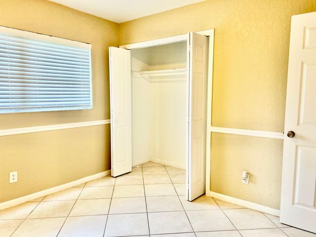 222 NW 92nd Terrace, Coral Springs, FL 33071