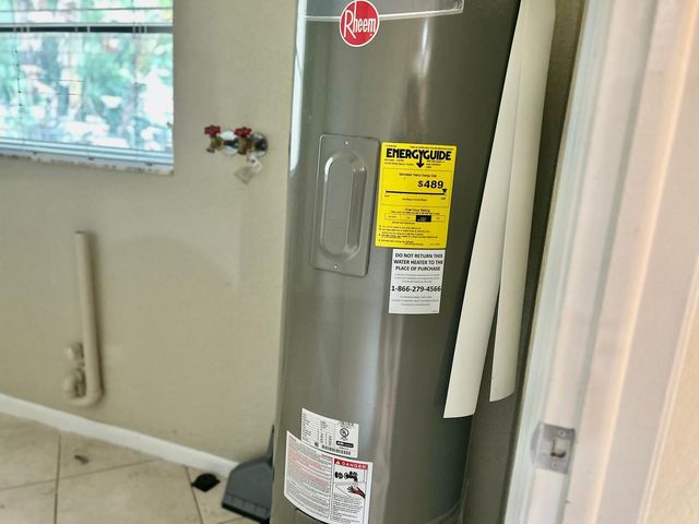 222 NW 92nd Terrace, Coral Springs, FL 33071