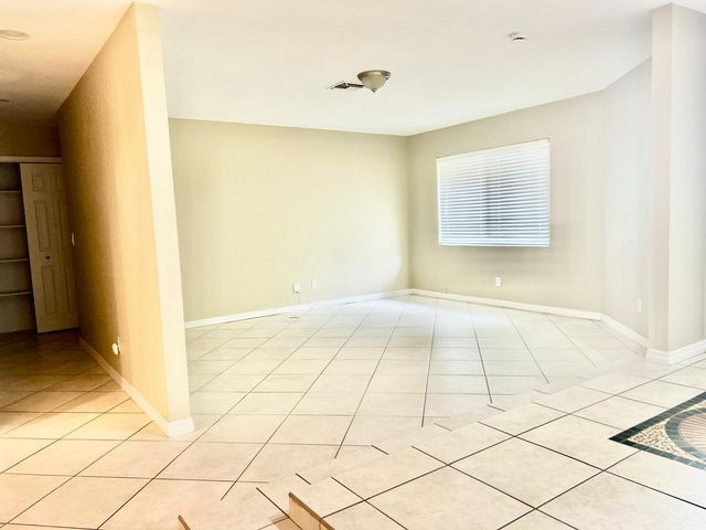 222 NW 92nd Terrace, Coral Springs, FL 33071