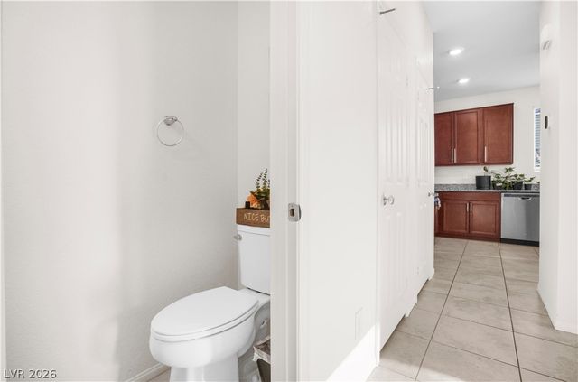 93 Aurelia Avenue, North Las Vegas, NV 89084