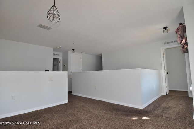 1701 Sawgrass Drive SW, Palm Bay, FL 32908