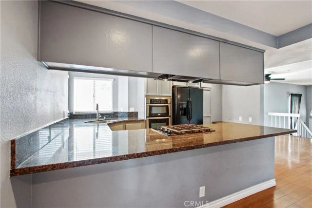 19121 Queensport A, Huntington Beach, CA 92646