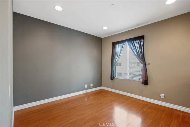 19121 Queensport A, Huntington Beach, CA 92646