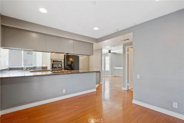 19121 Queensport A, Huntington Beach, CA 92646