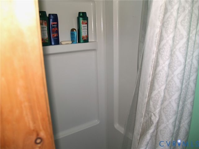 8020 Foxwell Rd, Providence Forge, VA 23140