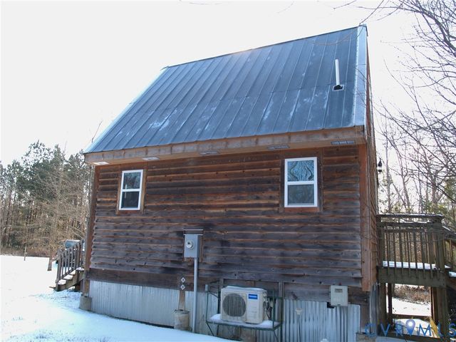 8020 Foxwell Rd, Providence Forge, VA 23140