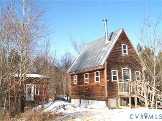 8020 Foxwell Rd, Providence Forge, VA 23140