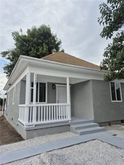 1327 Vine, San Bernardino, CA 92411