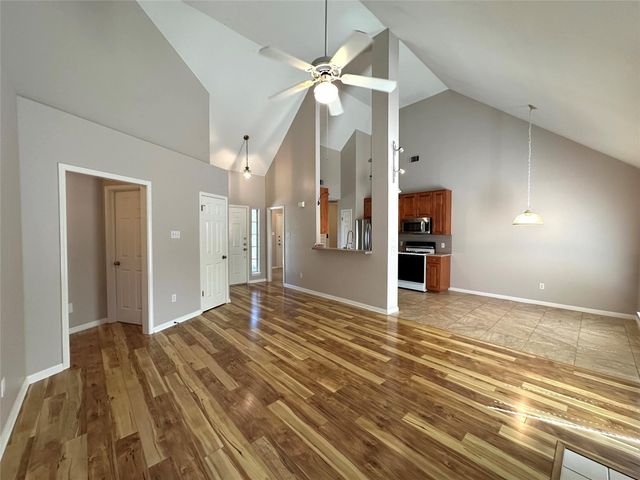 7903 Tiger Eye CV, Austin, TX 78749