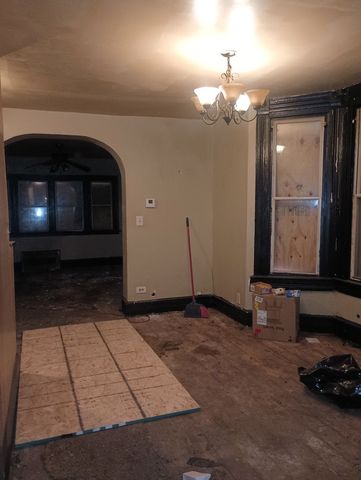 10920 S Wabash Avenue, Chicago, IL 60628