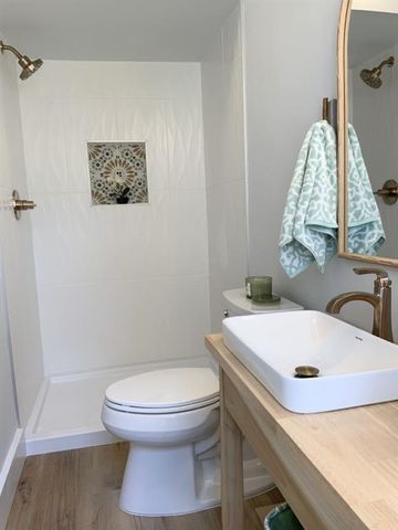 25 Benedict Place, Mobile, AL 36606