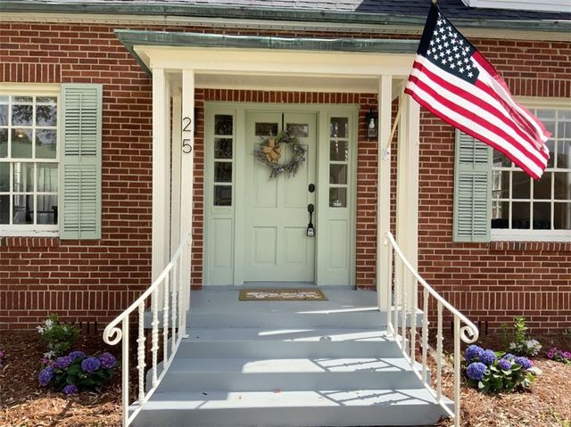 25 Benedict Place, Mobile, AL 36606