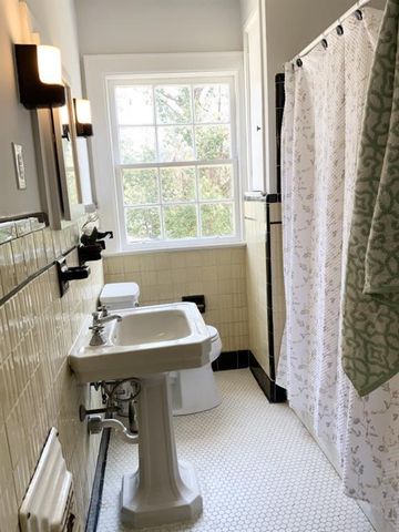 25 Benedict Place, Mobile, AL 36606