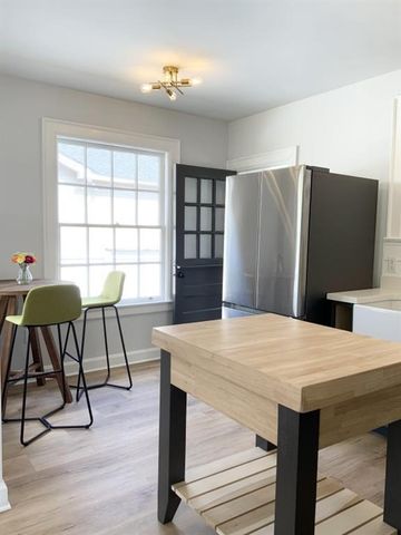 25 Benedict Place, Mobile, AL 36606