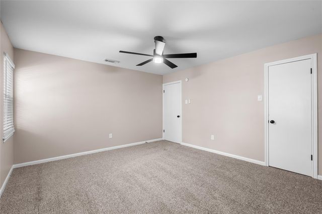 1006 Glouchester Lane, Houston, TX 77073