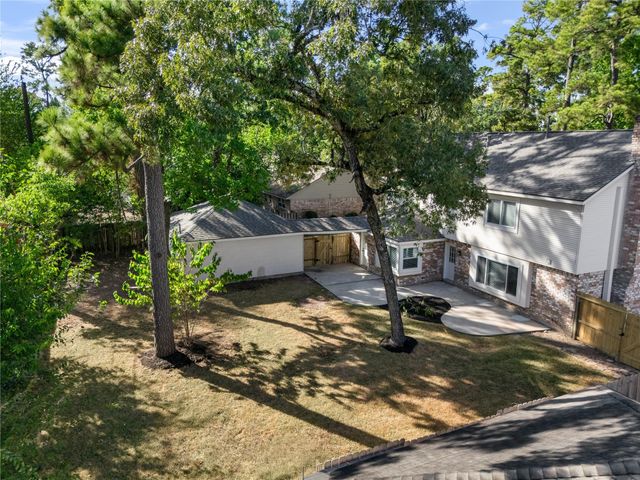 1006 Glouchester Lane, Houston, TX 77073