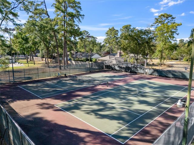 1006 Glouchester Lane, Houston, TX 77073