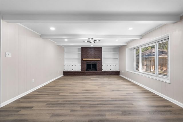 1006 Glouchester Lane, Houston, TX 77073