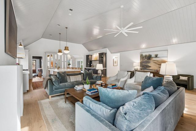 1020 S Shem Drive, Mount Pleasant, SC 29464