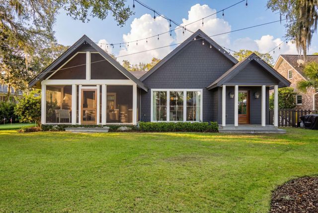 1020 S Shem Drive, Mount Pleasant, SC 29464