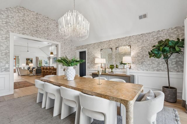 1020 S Shem Drive, Mount Pleasant, SC 29464