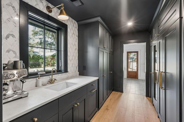 1020 S Shem Drive, Mount Pleasant, SC 29464